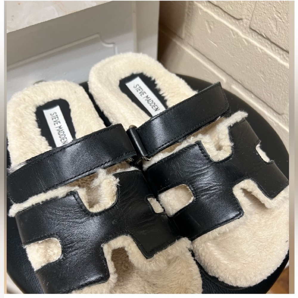 Steve Madden Black and Cream Fuzzy Slides